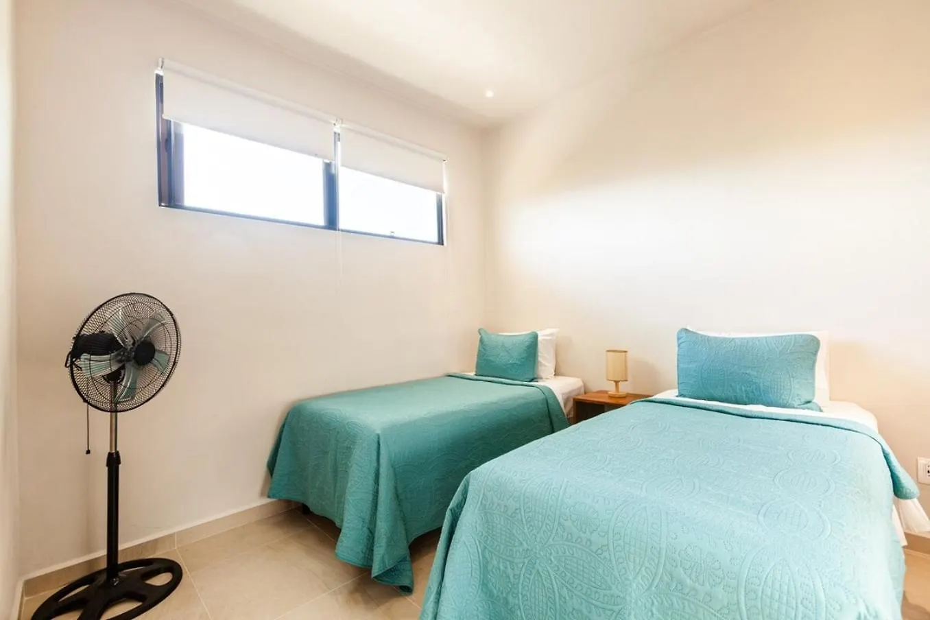 Modern Condo Wifi 200Mb, 2 Gyms, 6Pools, Balcony Playa del Carmen