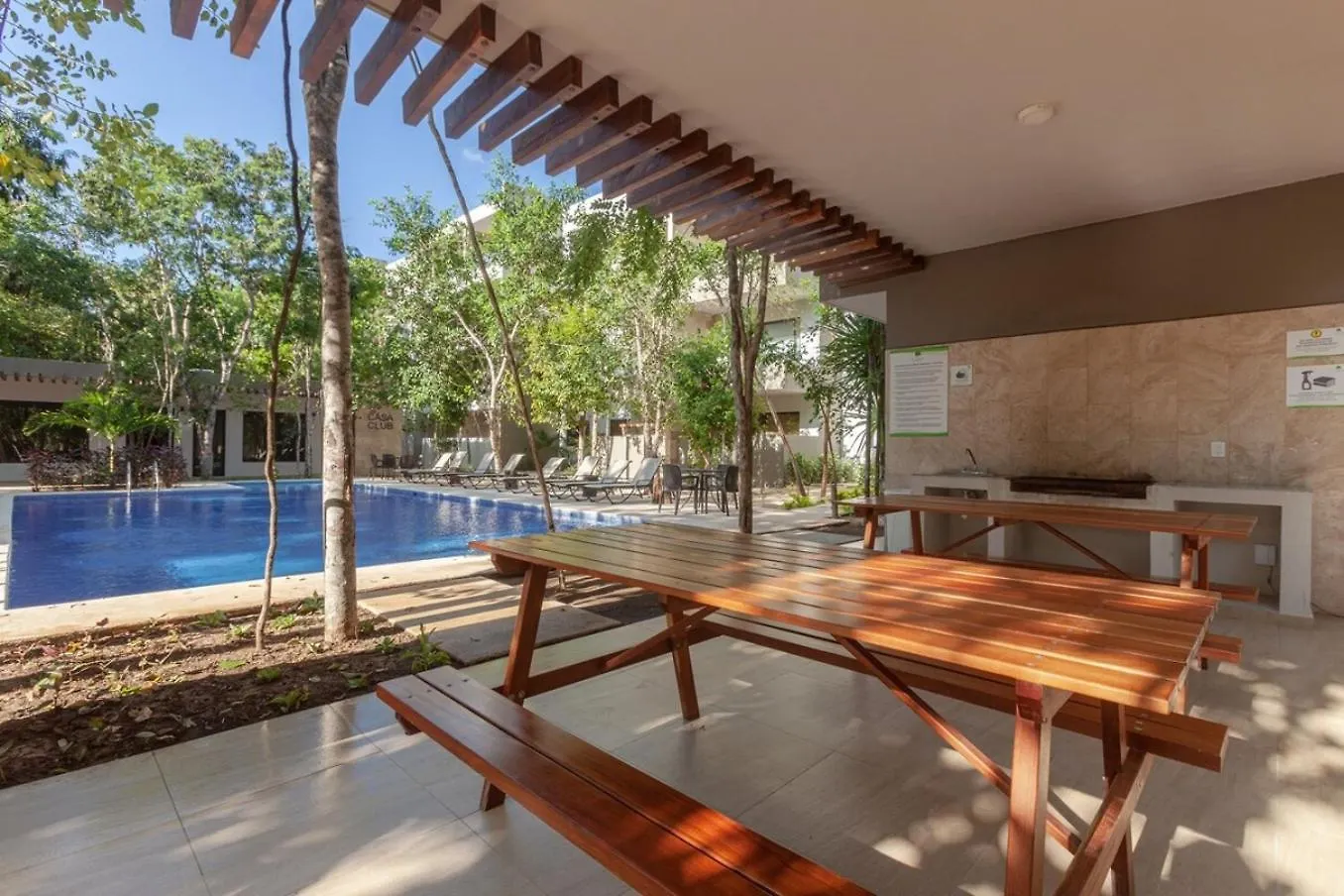 Modern Condo Wifi 200Mb, 2 Gyms, 6Pools, Balcony Playa del Carmen México
